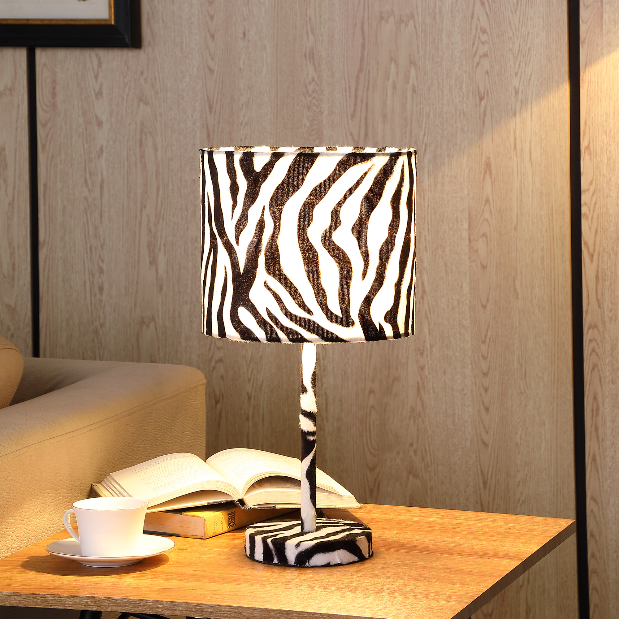 18.5″in FAUX SUEDE ZEBRA METAL TABLE LAMP